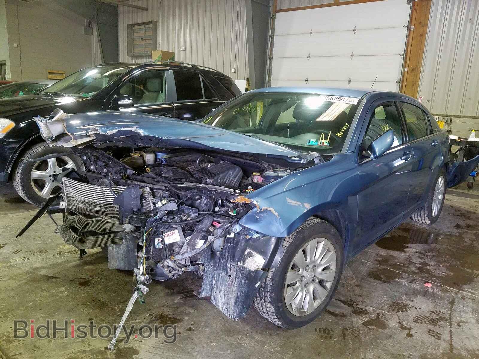 2011 CHRYSLER 200 - VIN: 1C3BC4FB7BN545784 - Фото 2