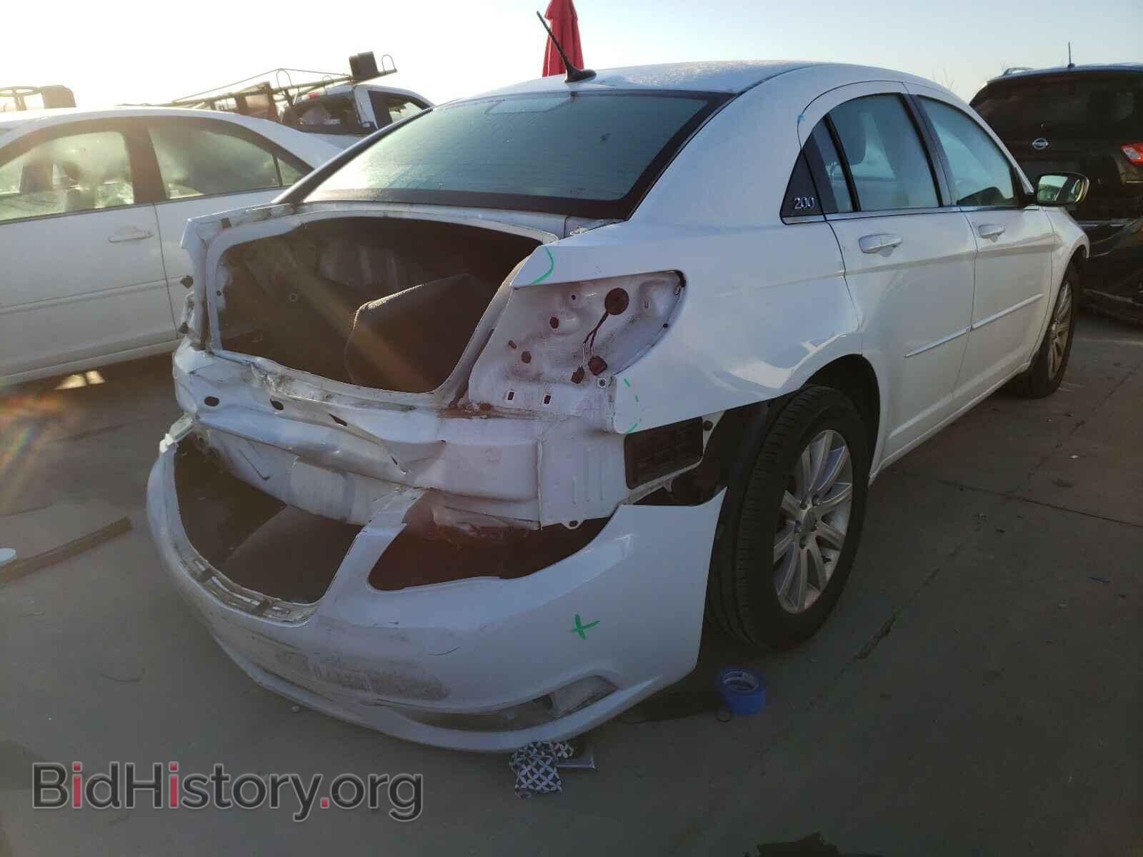 2013 CHRYSLER 200 - VIN: 1C3CCBBB8DN713756 - Фото 4