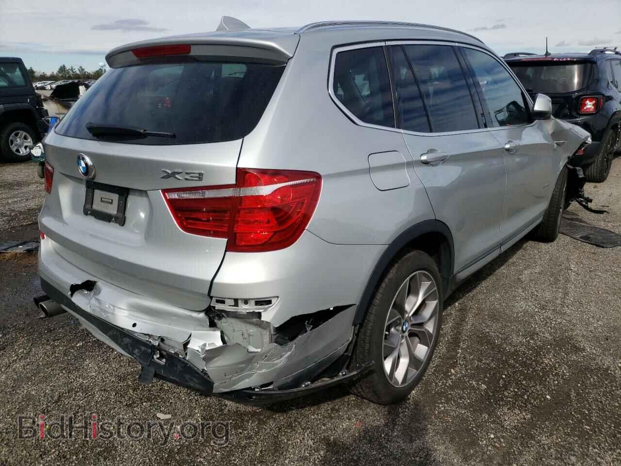 2017 BMW X3 - VIN: 5UXWX9C38H0W70633 - Фото 4