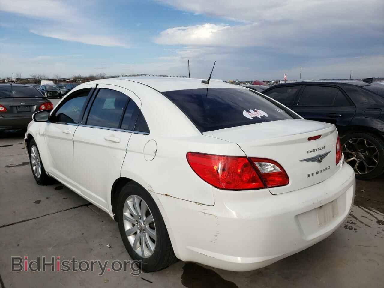 2010 CHRYSLER SEBRING - VIN: 1C3CC5FB8AN154488 - Фото 3