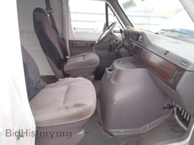 1996 Dodge RAM VAN (VIN 2B7HB21Y6TK176504) — photo 5 of 10