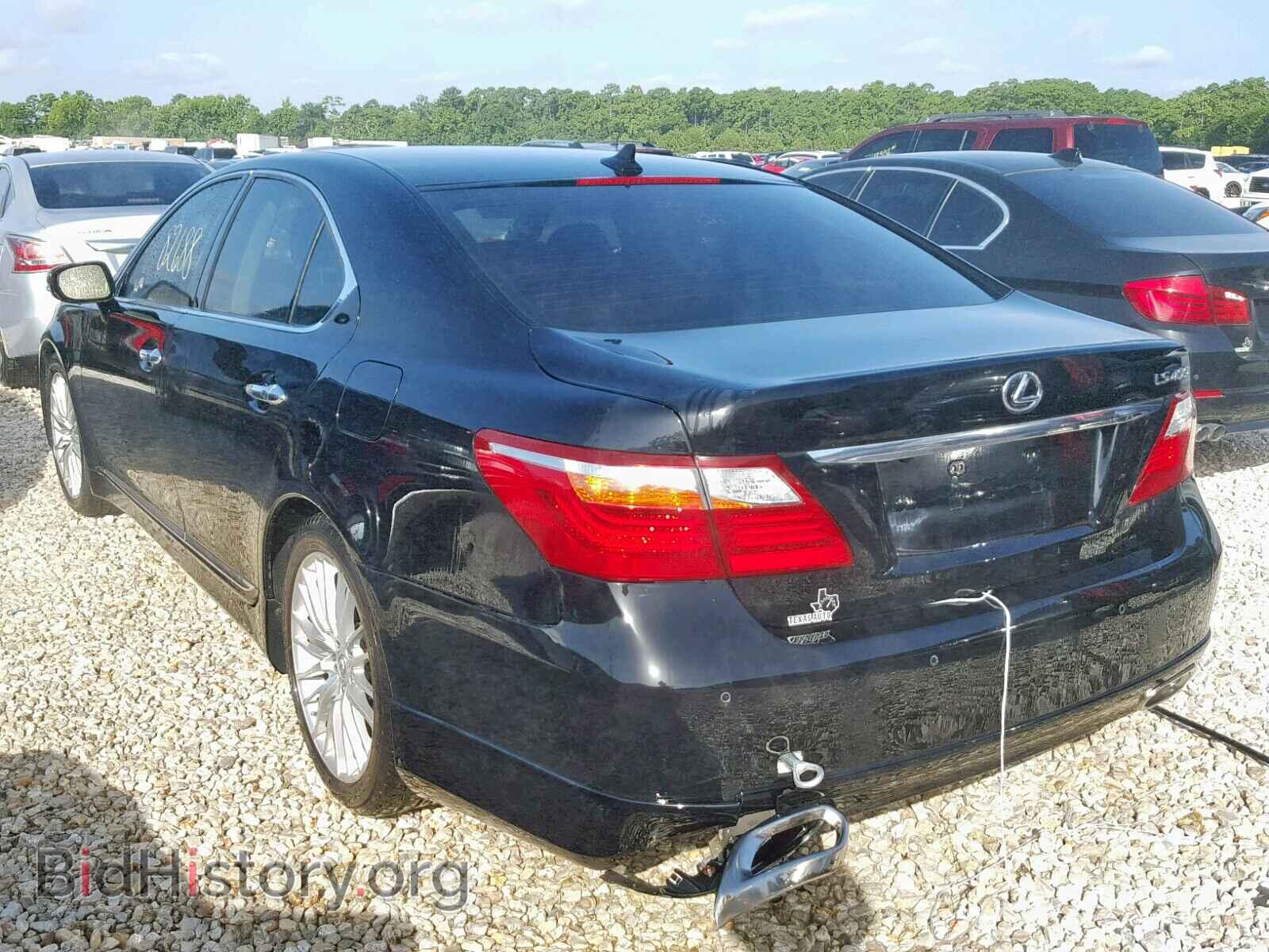 2011 LEXUS LS460 - VIN: JTHBL5EF9B5108146 - Photo 3