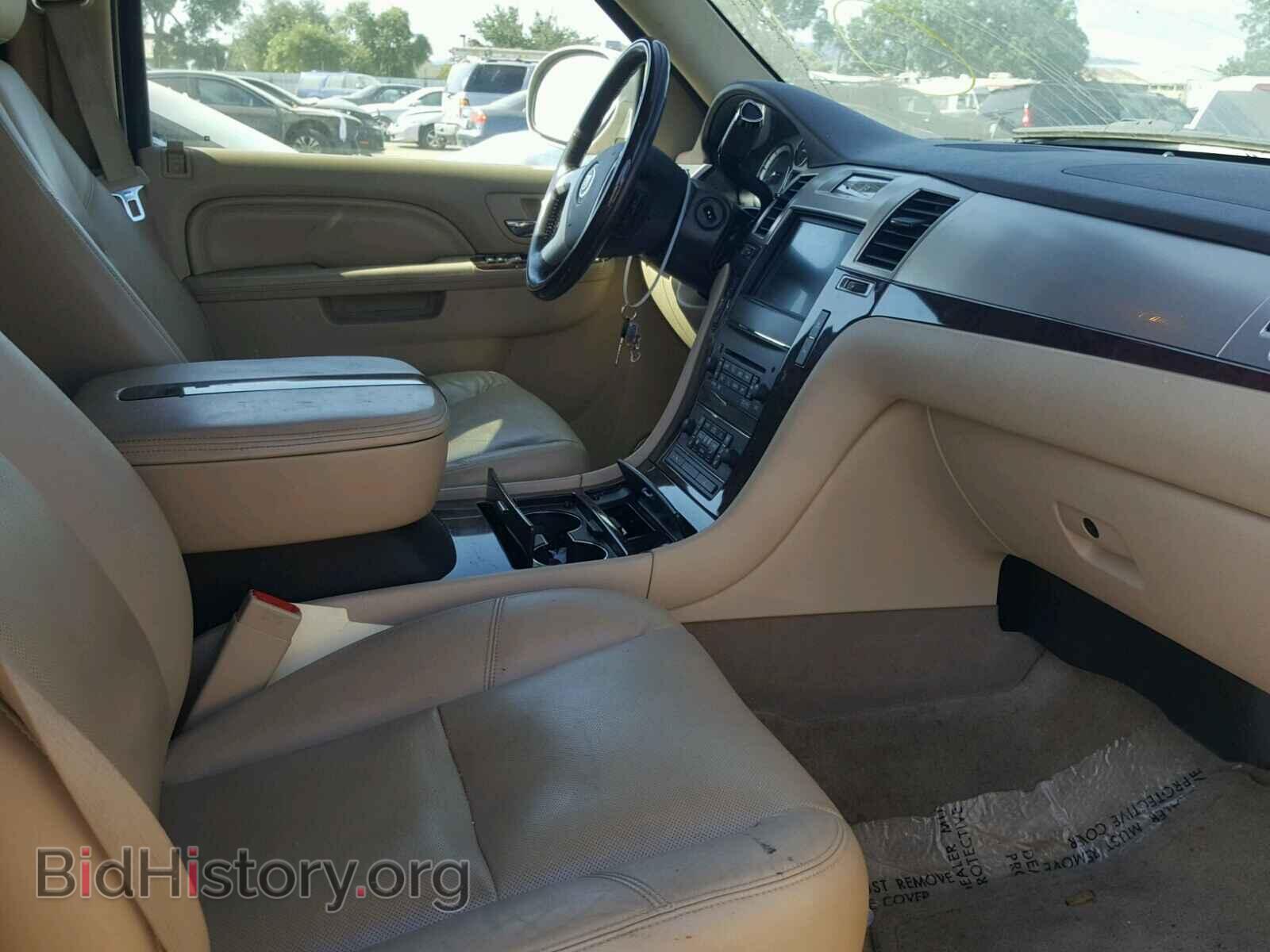 2011 CADILLAC ESCALADE E - VIN: 1GYS4JEF4BR323136 - Фото 5