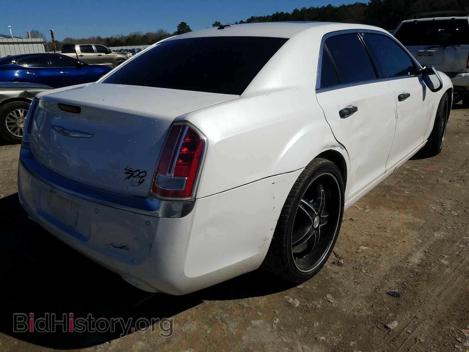 2012 CHRYSLER 300 - VIN: 2C3CCAPT8CH245563 - Фото 4