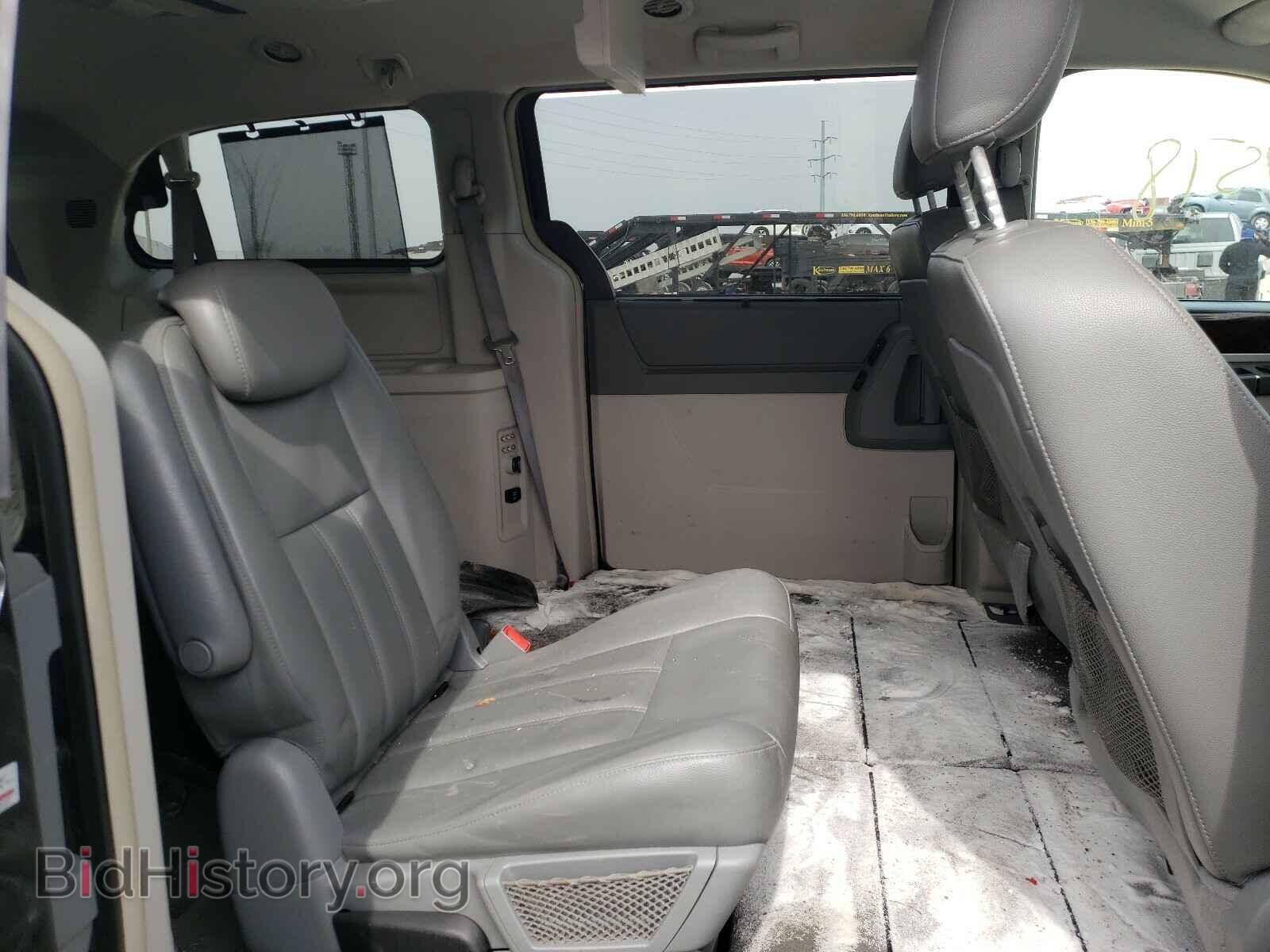 2010 CHRYSLER MINIVAN - VIN: 2A4RR5D15AR206171 - Фото 6