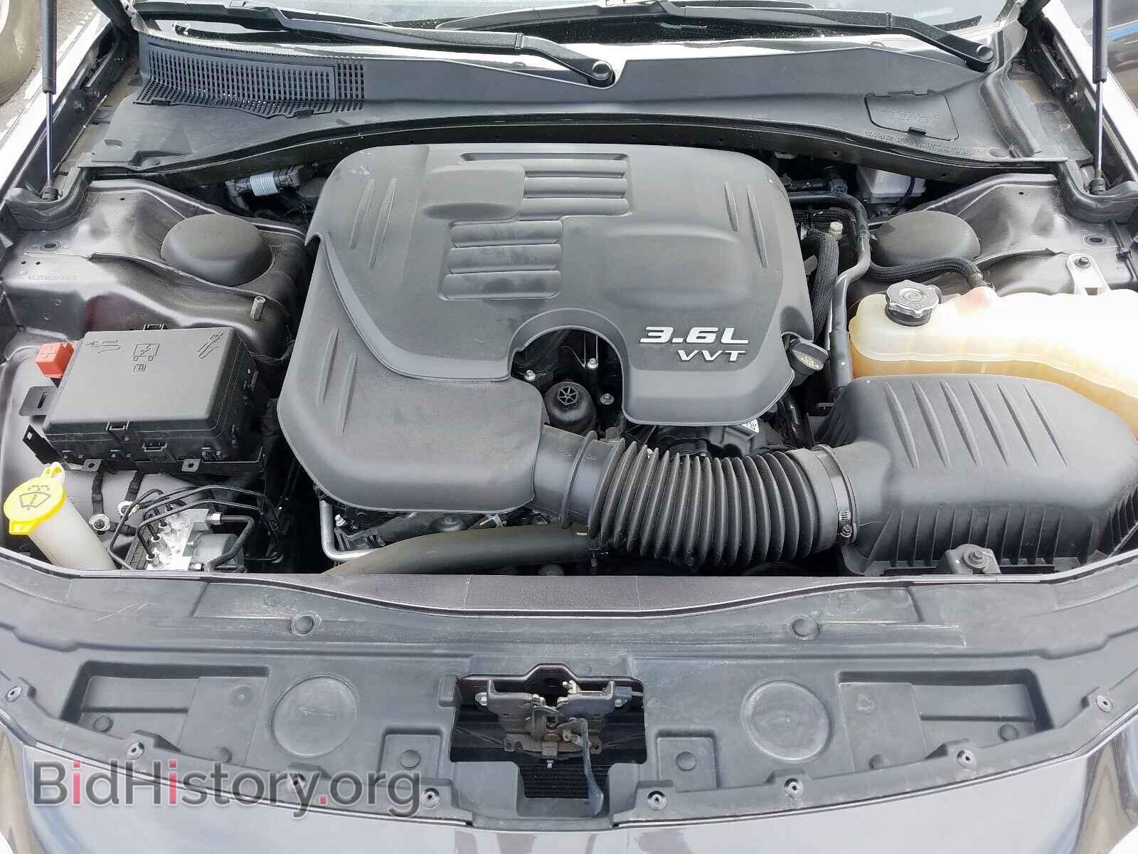 2016 CHRYSLER 300 - VIN: 2C3CCAAG2GH141975 - Photo 7
