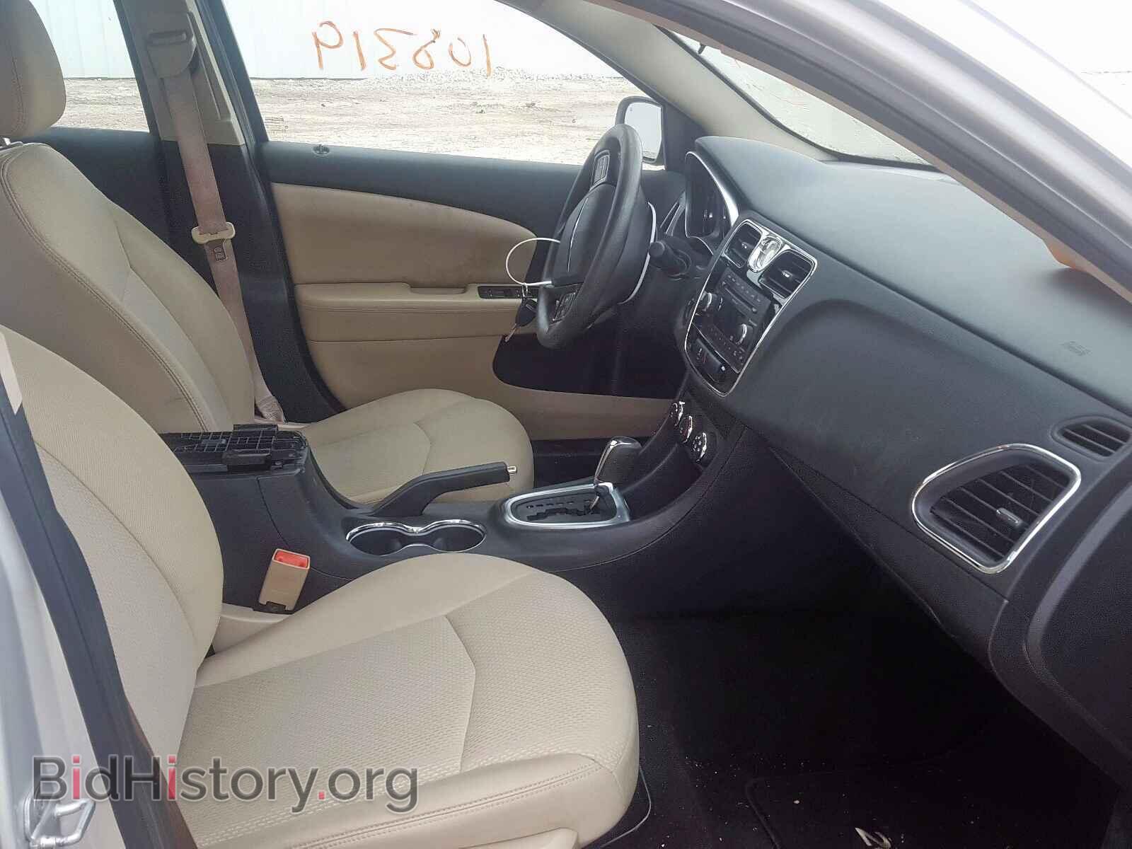 2011 CHRYSLER 200 - VIN: 1C3BC4FB4BN522396 - Фото 5
