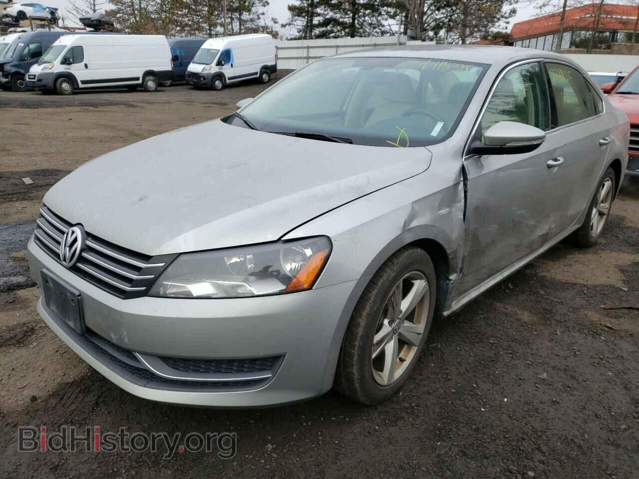 2012 VOLKSWAGEN PASSAT - VIN: 1VWBP7A37CC018498 - Фото 2