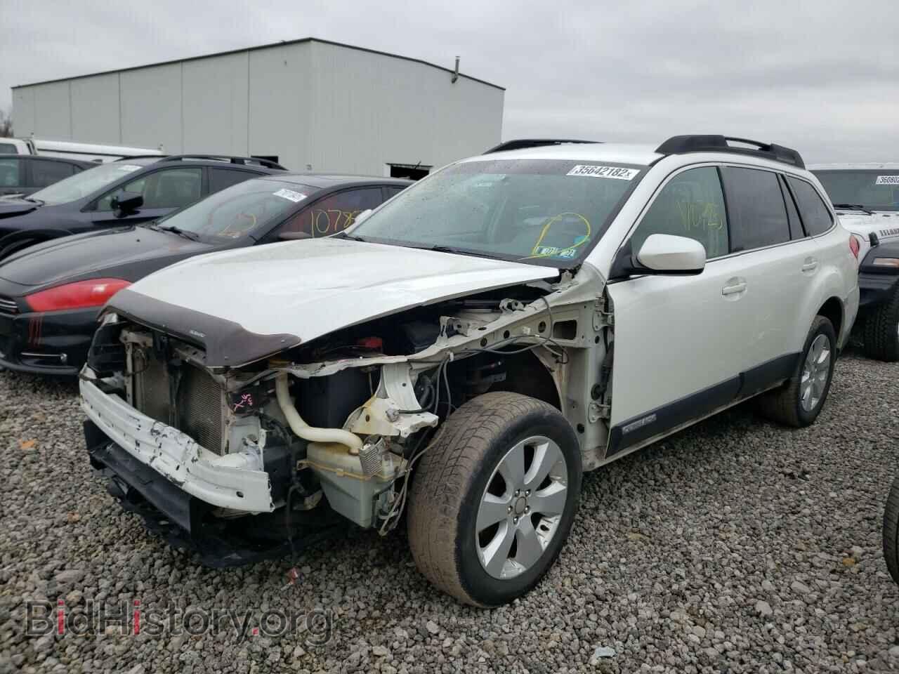 2011 SUBARU OUTBACK - VIN: 4S4BRBCC8B3368004 - Photo 2
