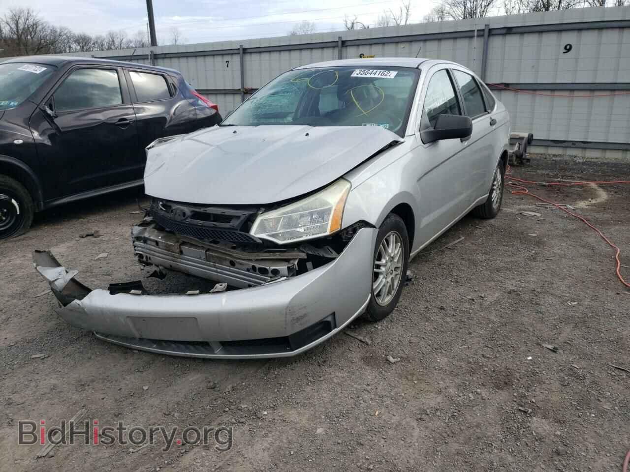 2009 FORD FOCUS - VIN: 1FAHP35N89W159675 - Фото 2