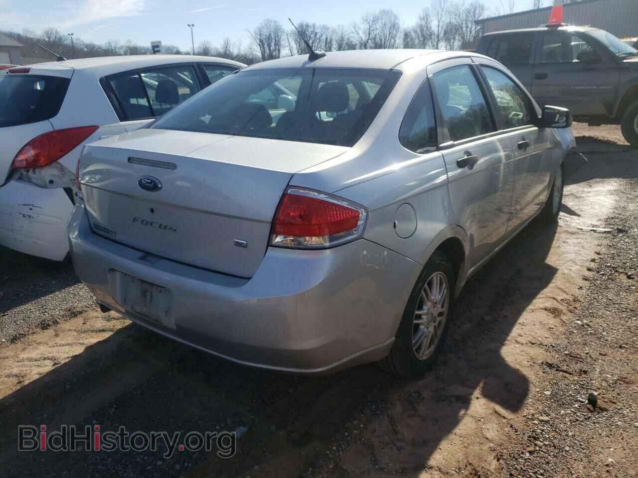 2009 FORD FOCUS - VIN: 1FAHP35N89W159675 - Фото 4