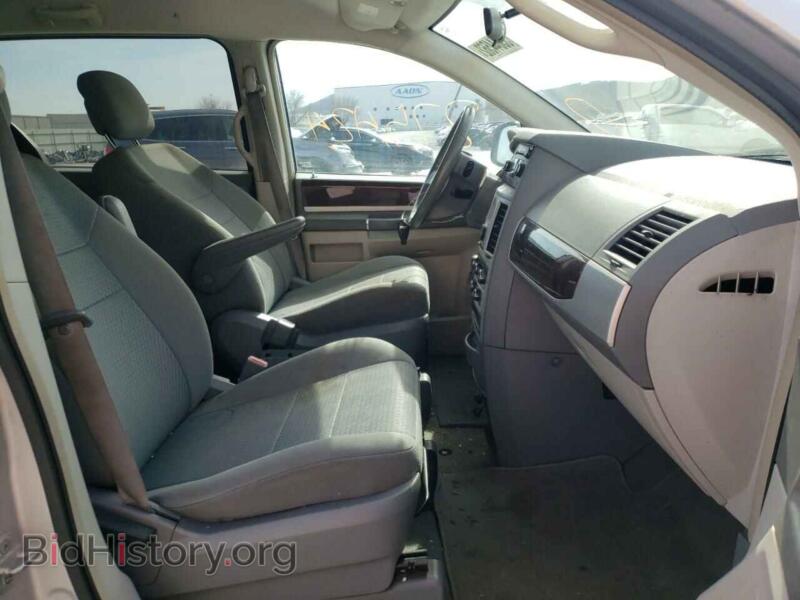 2010 Chrysler MINIVAN (VIN 2A4RR5D18AR412844) — фото 5 из 10