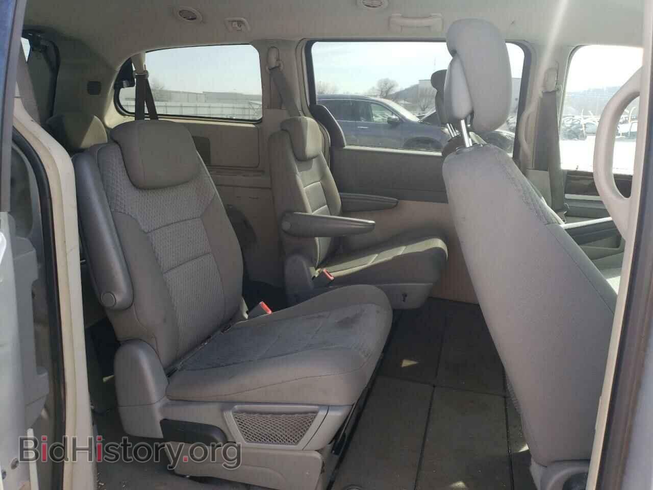 2010 CHRYSLER MINIVAN - VIN: 2A4RR5D18AR412844 - Фото 6