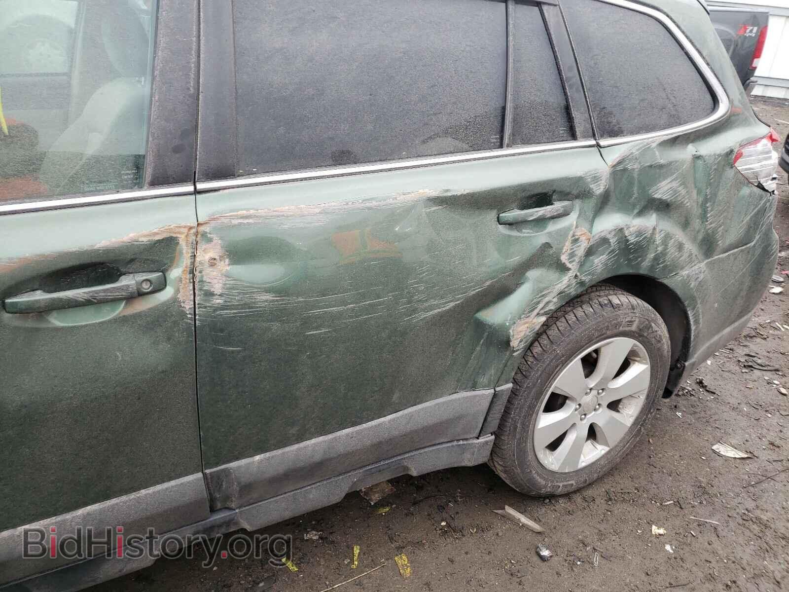 2011 SUBARU OUTBACK - VIN: 4S4BRBCC5B3420706 - Photo 9