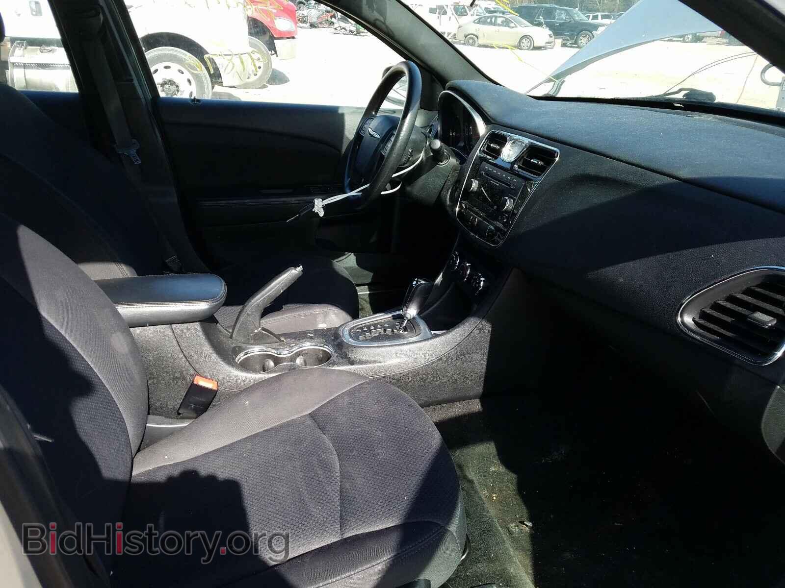 2012 CHRYSLER 200 - VIN: 1C3CCBAB8CN256687 - Фото 5