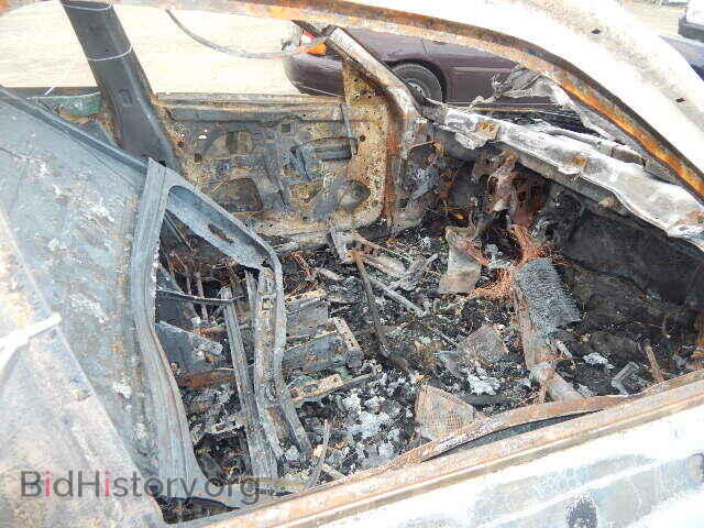 2002 CADILLAC DEVILLE - VIN: 1G6KD54Y62U141227 - Photo 5