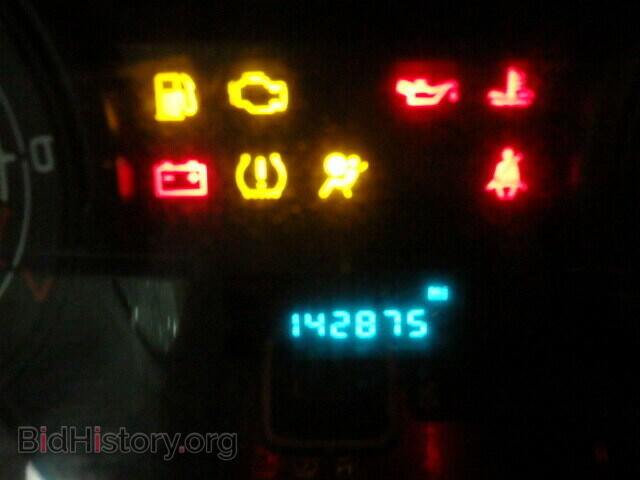 2008 FORD FOCUS - VIN: 1FAHP34N88W100206 - Фото 8