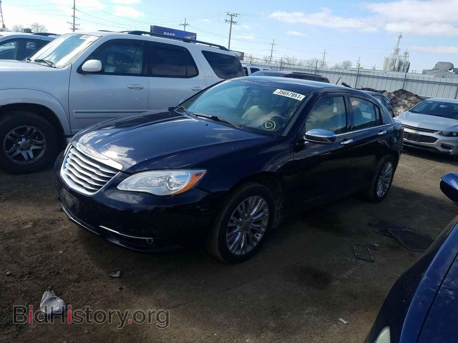 2012 CHRYSLER 200 - VIN: 1C3CCBCB7CN211382 - Фото 2
