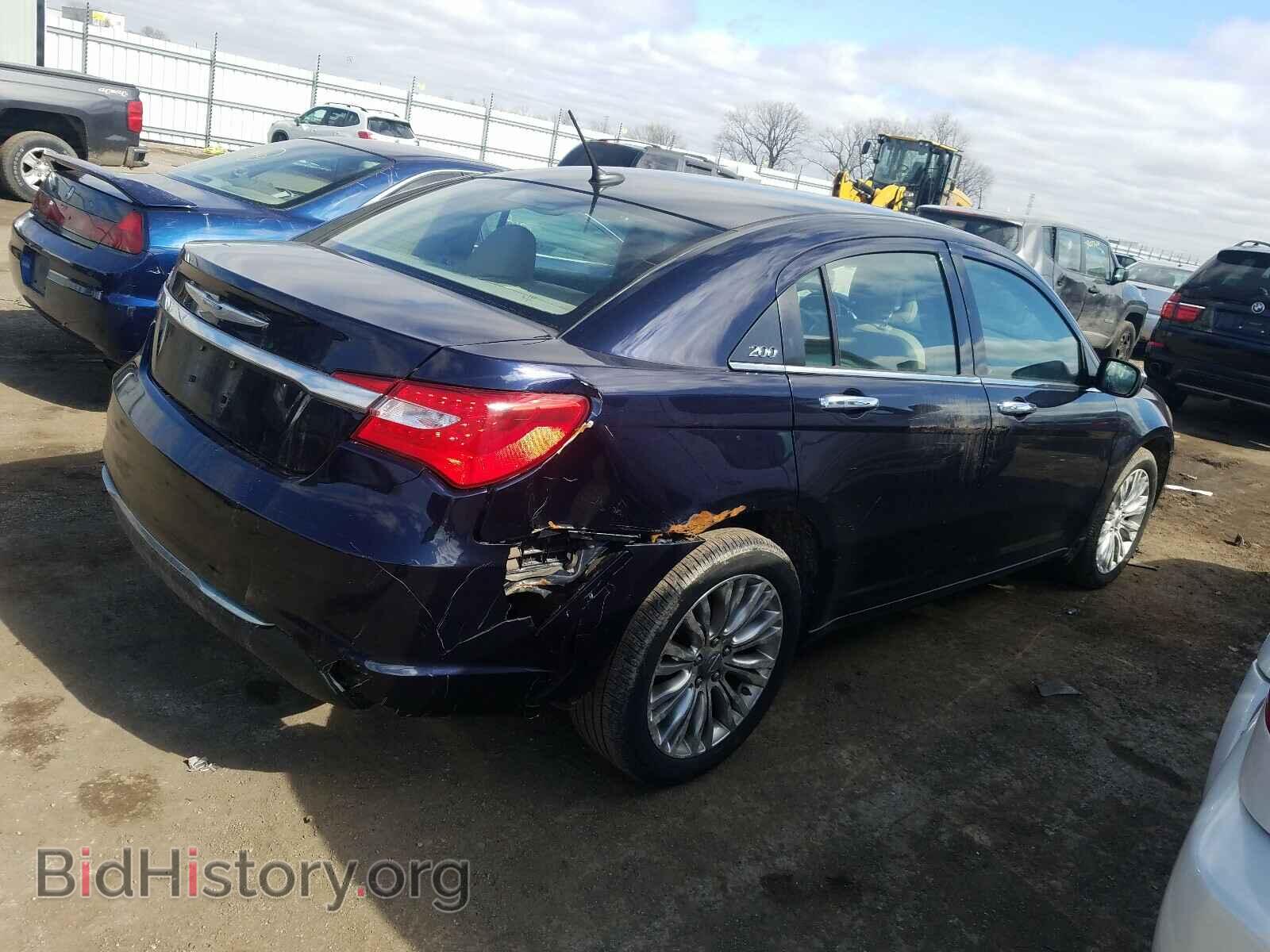 2012 CHRYSLER 200 - VIN: 1C3CCBCB7CN211382 - Фото 4