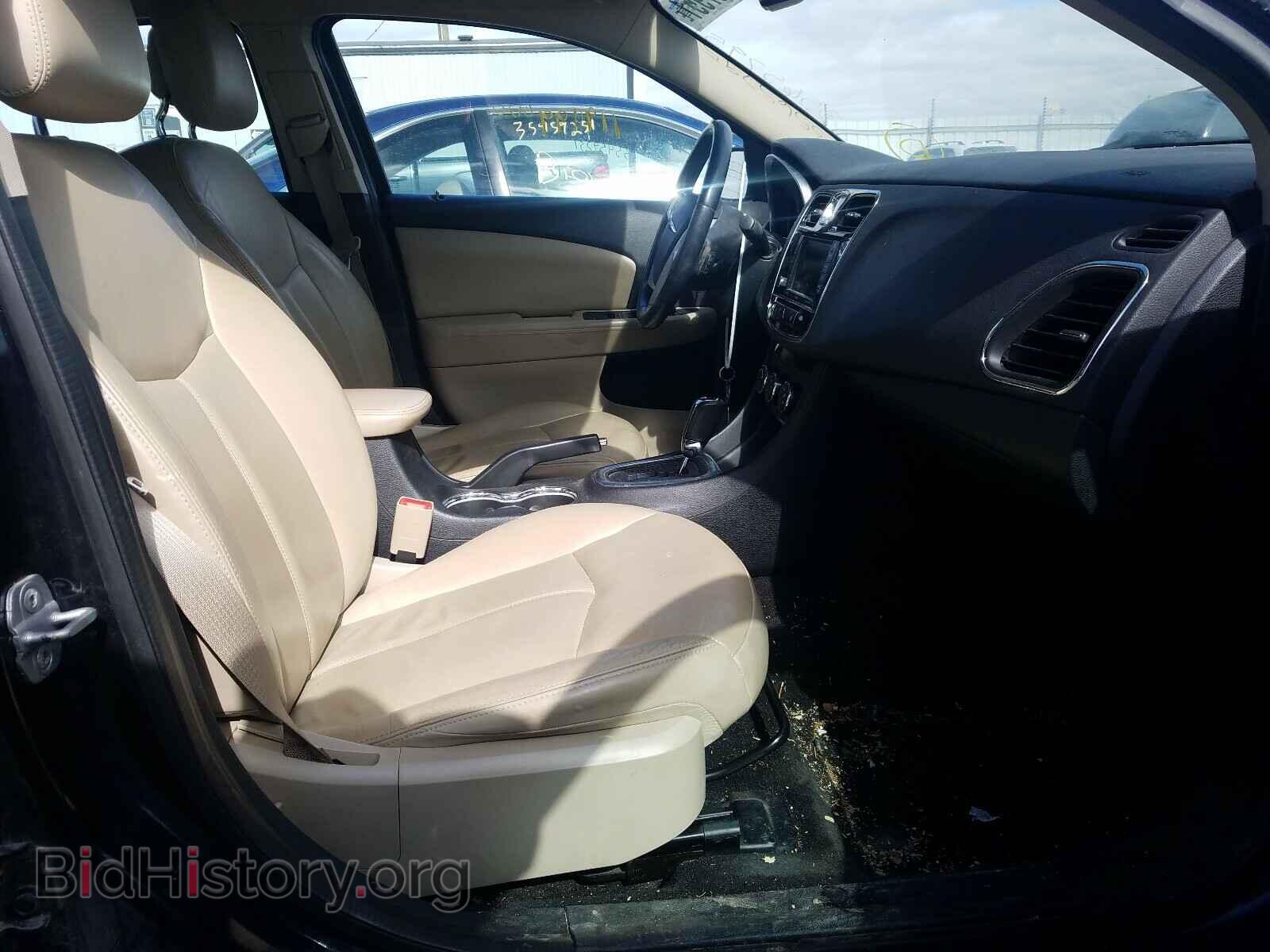 2012 CHRYSLER 200 - VIN: 1C3CCBCB7CN211382 - Фото 5