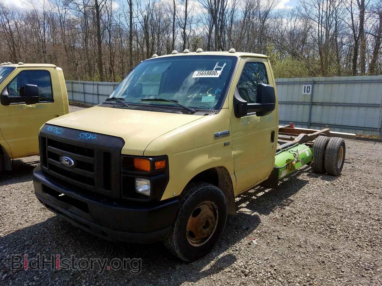 2010 FORD ECONOLINE - VIN: 1FDXE4FL0ADA75621 - Фото 2