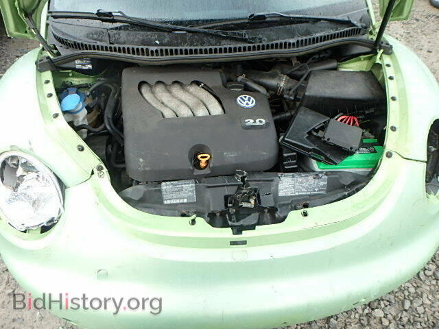 2000 VOLKSWAGEN BEETLE - VIN: 3VWBC21C6YM425068 - Фото 7