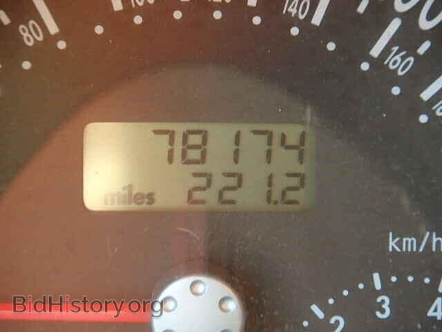 2000 VOLKSWAGEN BEETLE - VIN: 3VWCC21C8YM481422 - Фото 8