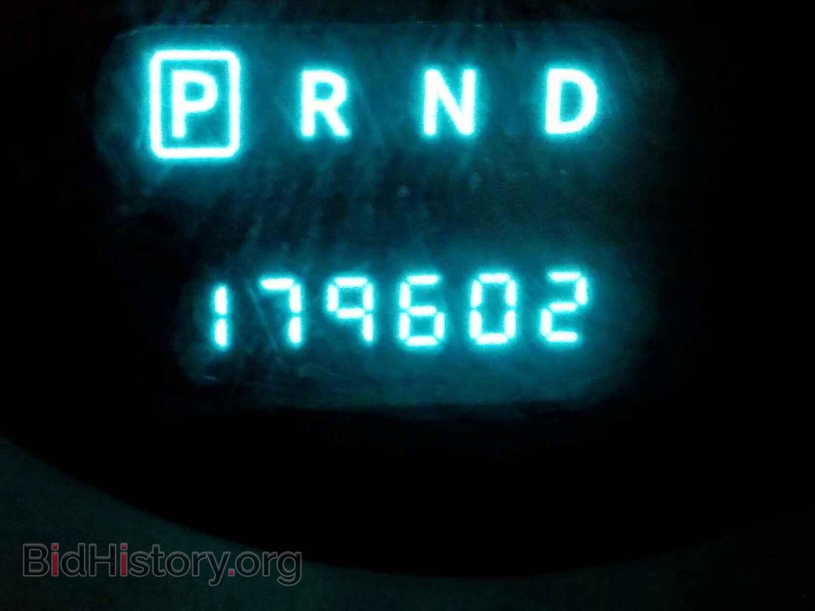 2010 DODGE AVENGER - VIN: 1B3CC4FB3AN125584 - Photo 8