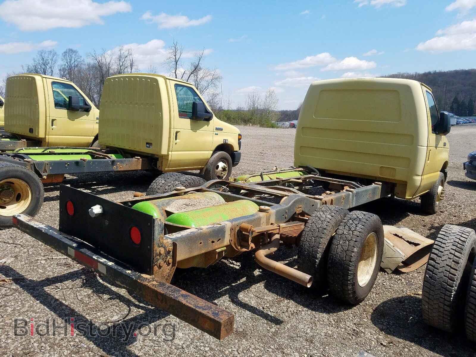 2011 FORD ECONOLINE - VIN: 1FDXE4FL3BDA88302 - Фото 4