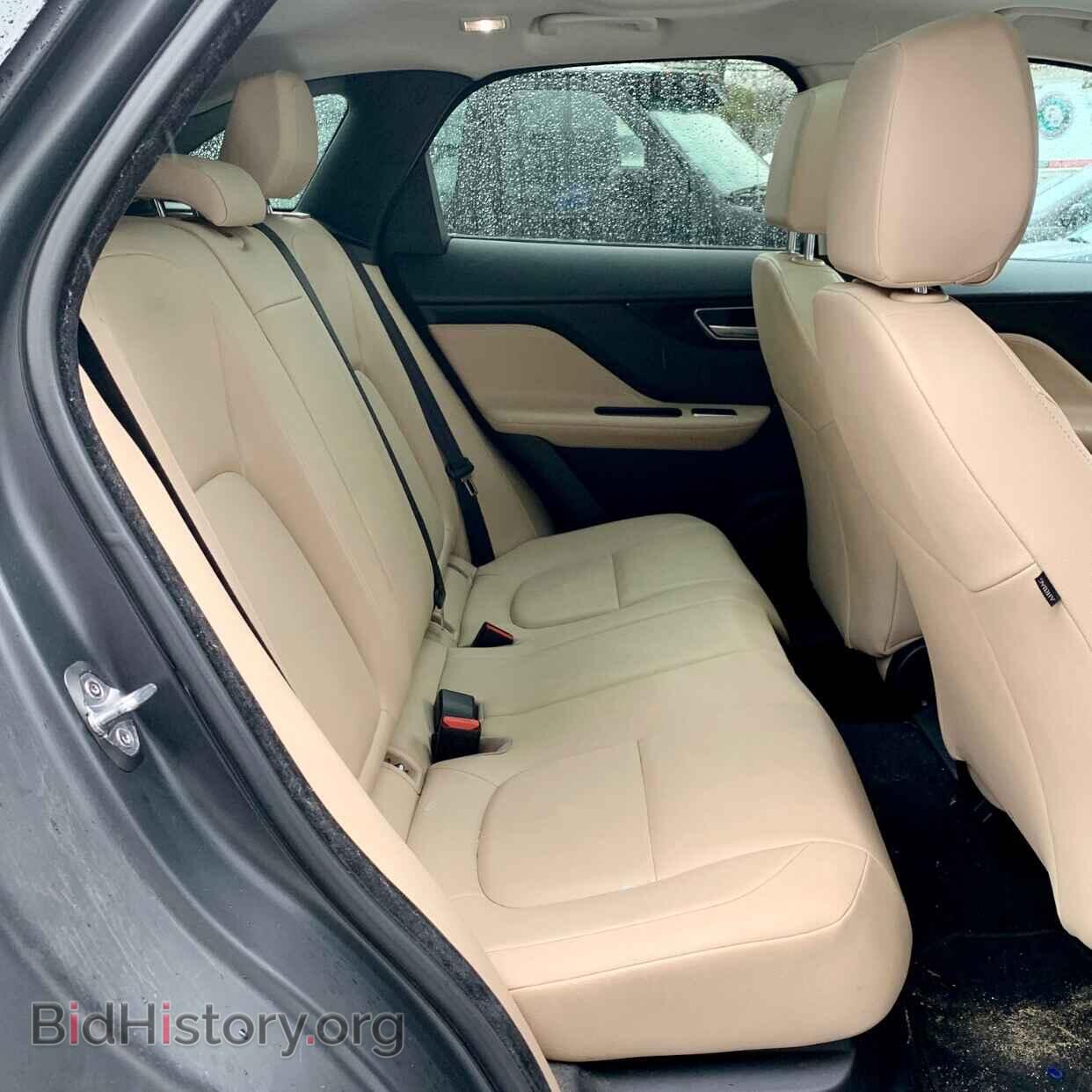 2017 JAGUAR F-PACE - VIN: SADCJ2BV8HA492155 - Фото 6