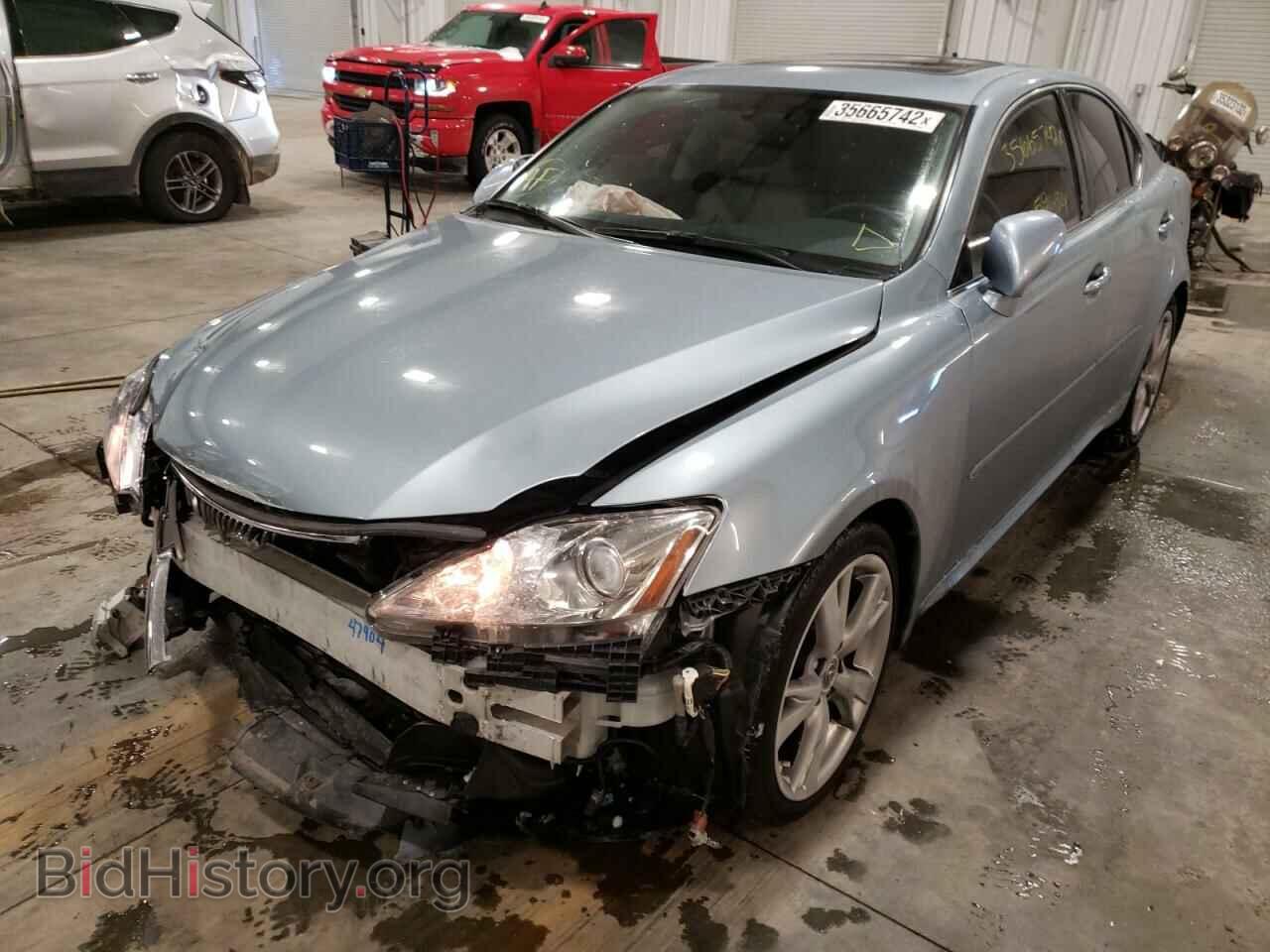 2010 LEXUS IS - VIN: JTHBF5C23A5118600 - Photo 2