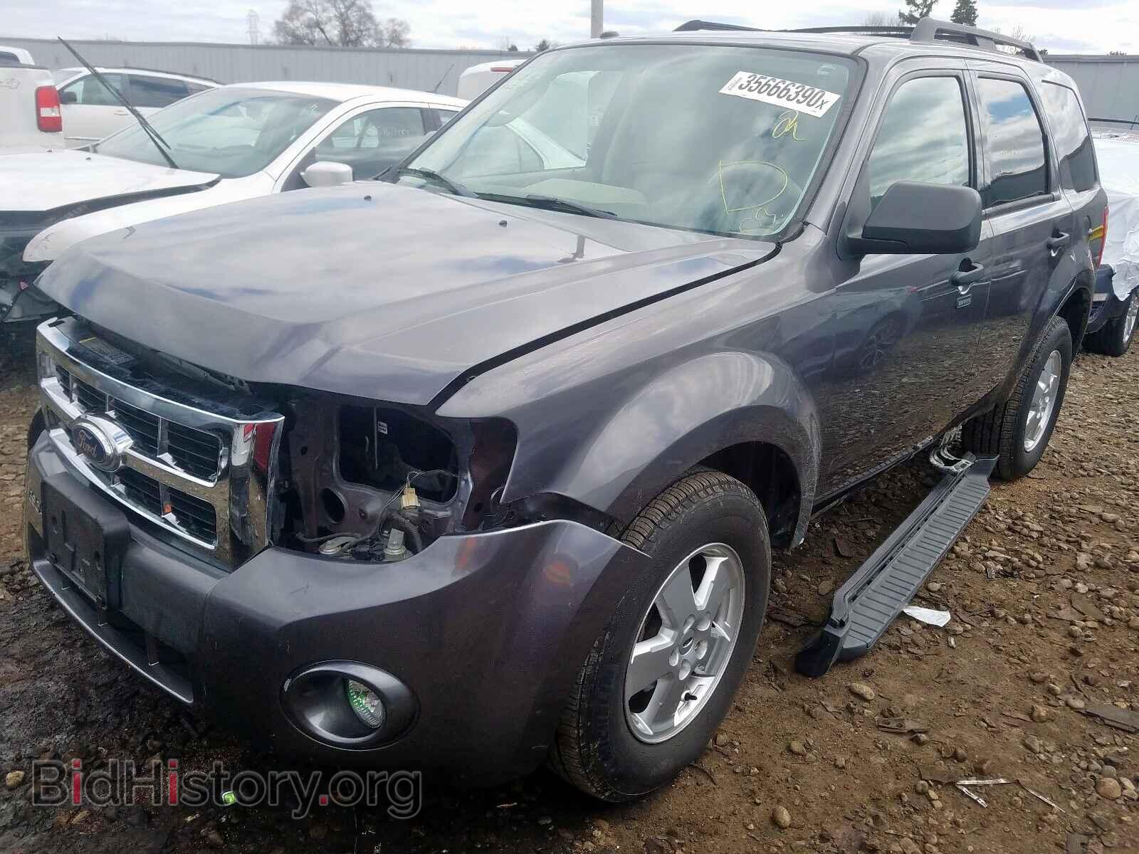 2011 FORD ESCAPE - VIN: 1FMCU0DG2BKB78469 - Photo 2