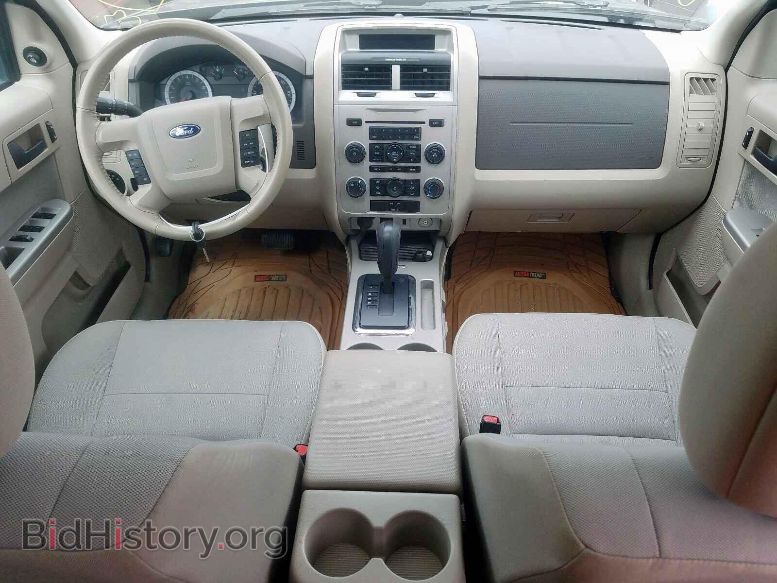 2011 FORD ESCAPE - VIN: 1FMCU0DG2BKB78469 - Photo 9