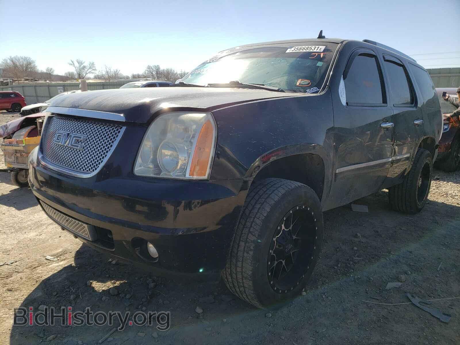 2009 GMC YUKON - VIN: 1GKFK032X9R219689 - Фото 2
