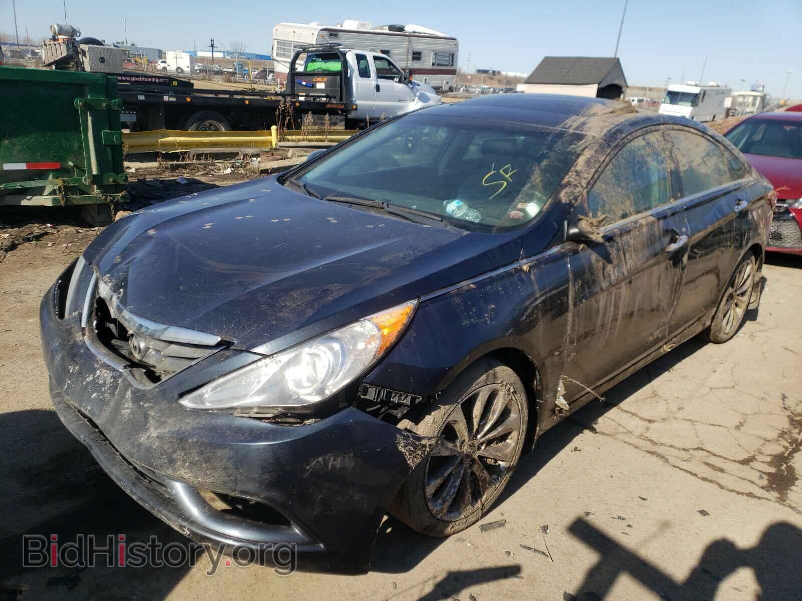 2012 HYUNDAI SONATA - VIN: 5NPEC4ACXCH359957 - Фото 2