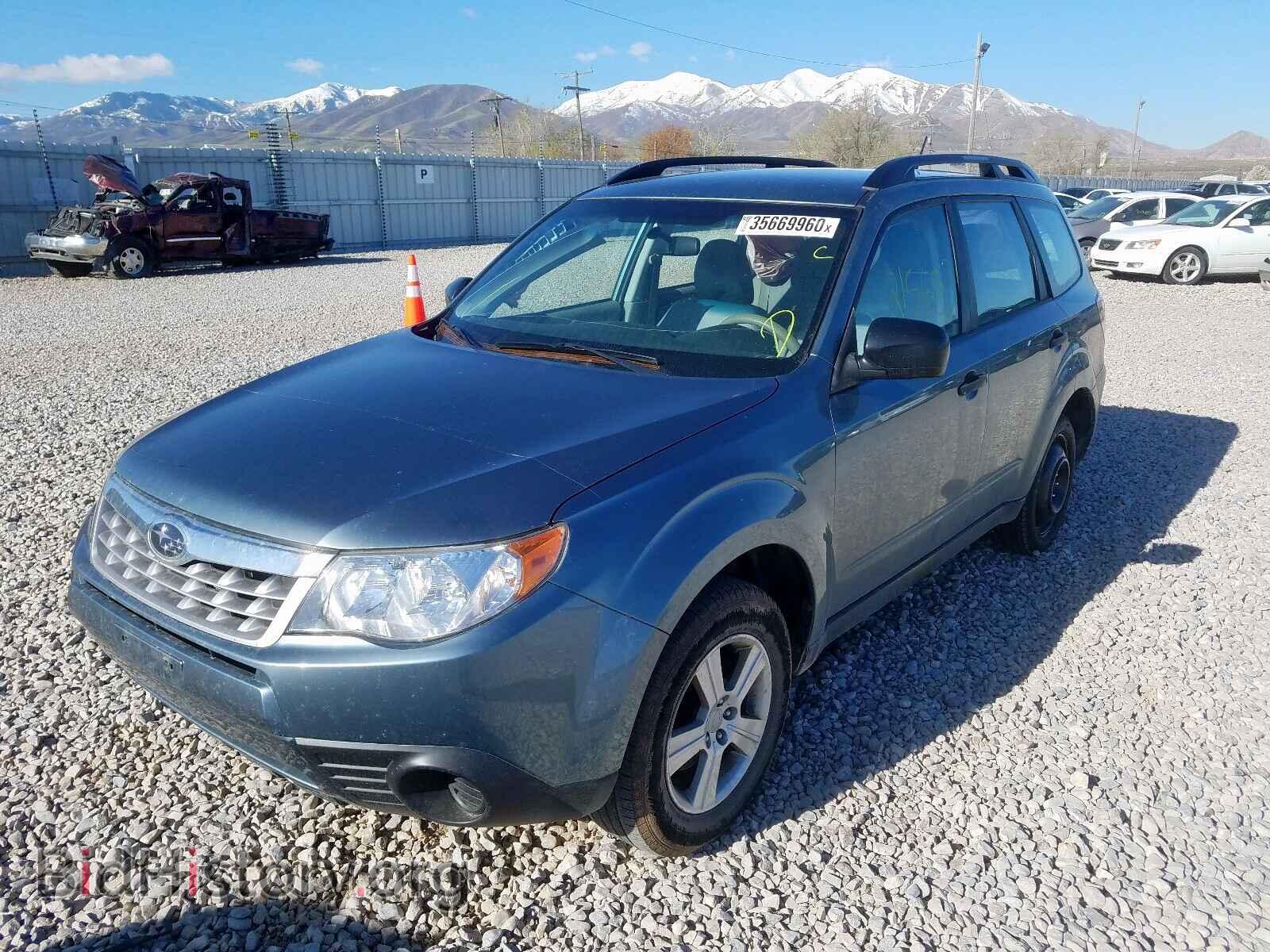 2013 SUBARU FORESTER - VIN: JF2SHABC8DH426543 - Фото 2