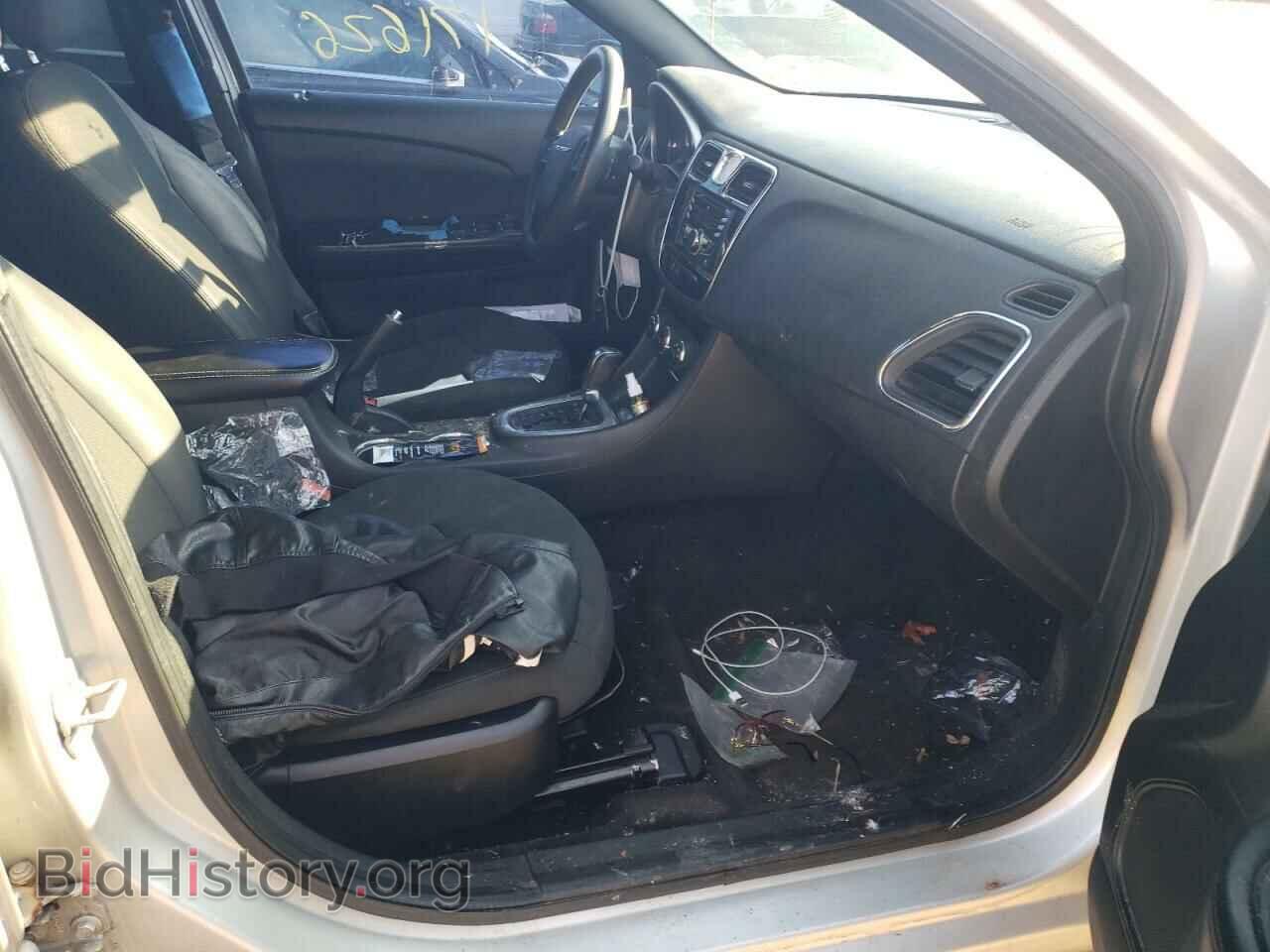 2011 CHRYSLER 200 - VIN: 1C3BC4FBXBN563468 - Фото 5