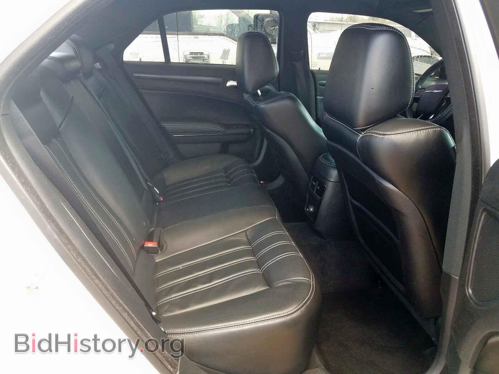 2014 CHRYSLER 300 - VIN: 2C3CCAGG0EH229220 - Фото 6