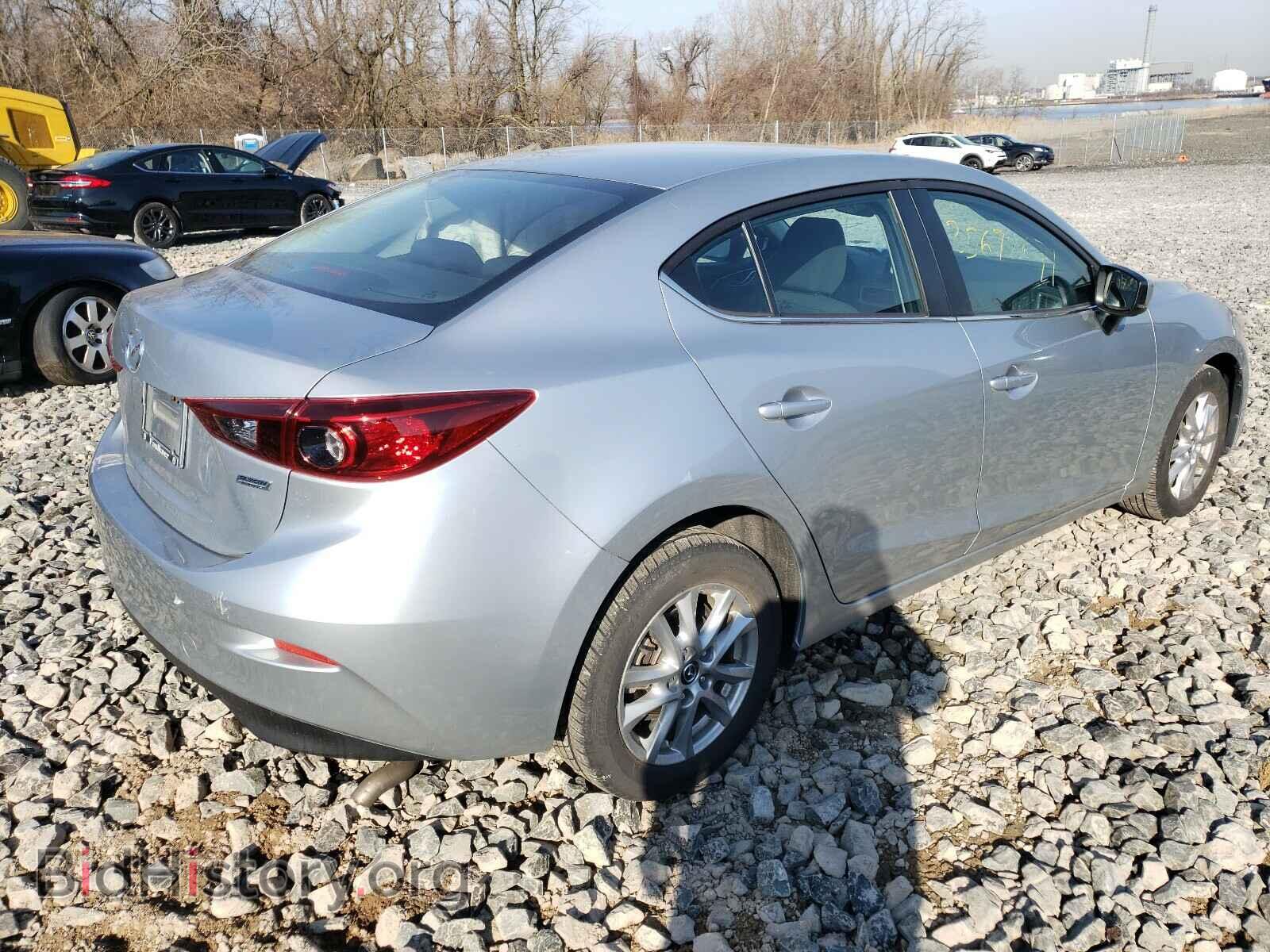 2018 MAZDA 3 - VIN: 3MZBN1U73JM222681 - Фото 4