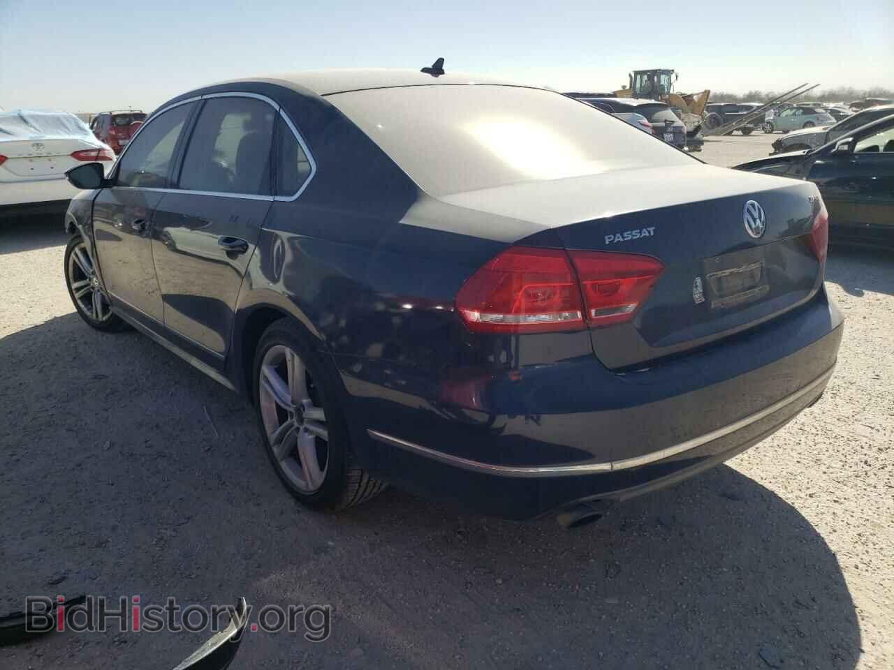2012 VOLKSWAGEN PASSAT - VIN: 1VWCM7A30CC045569 - Фото 3
