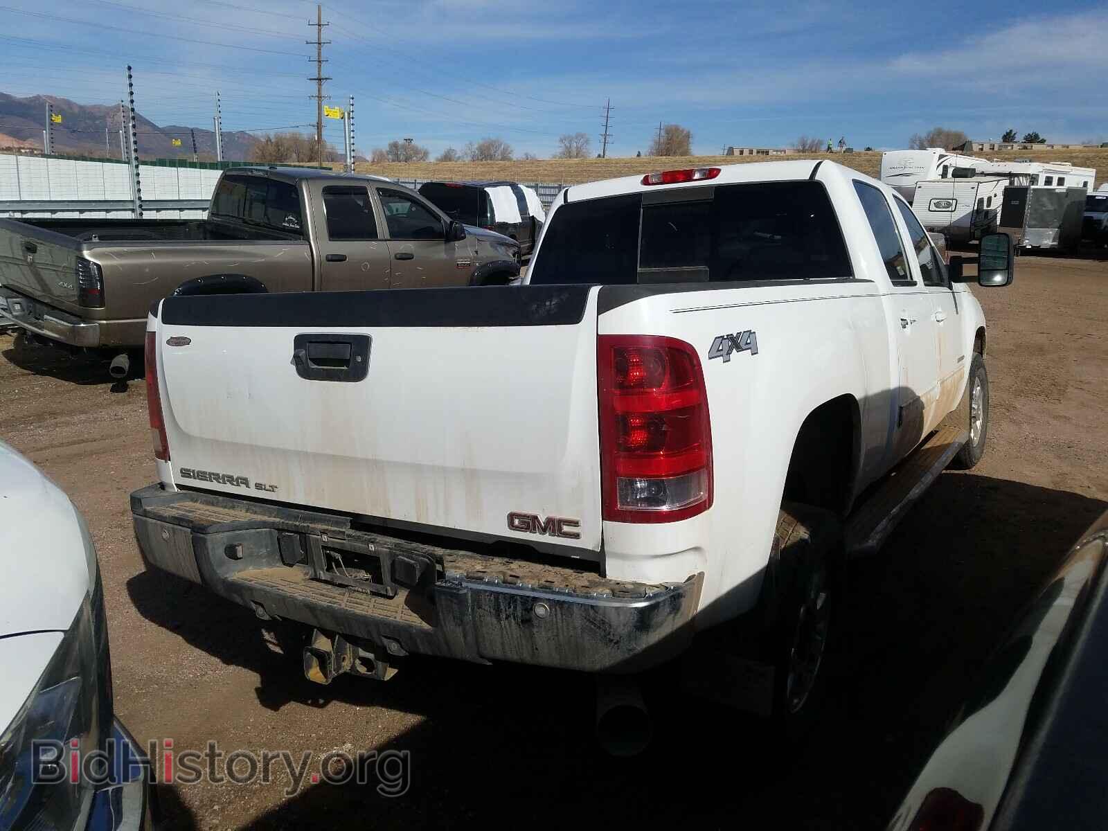 2014 GMC SIERRA - VIN: 1GT121E85EF120478 - Фото 4
