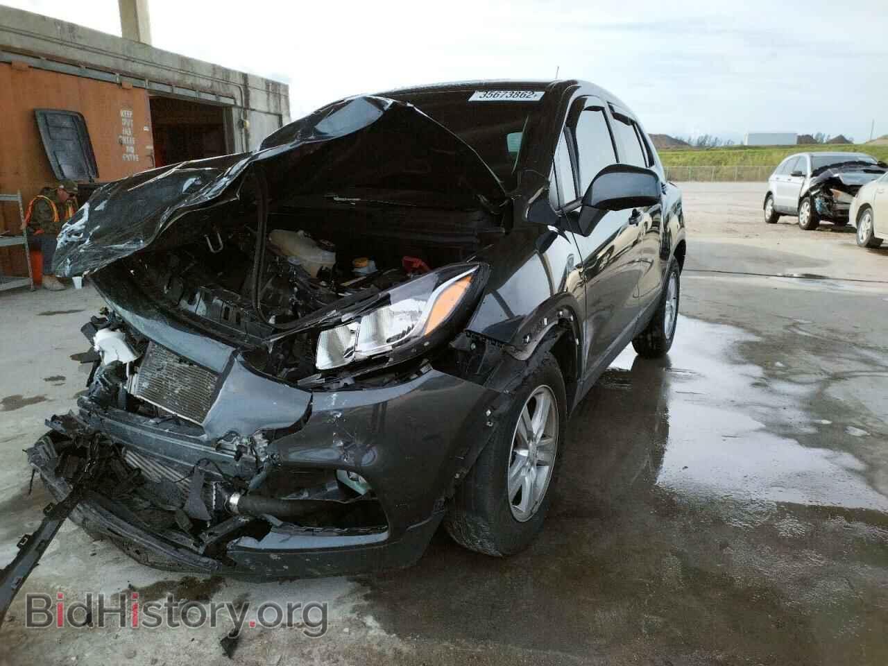 2019 CHEVROLET TRAX - VIN: 3GNCJKSB4KL205127 - Фото 2