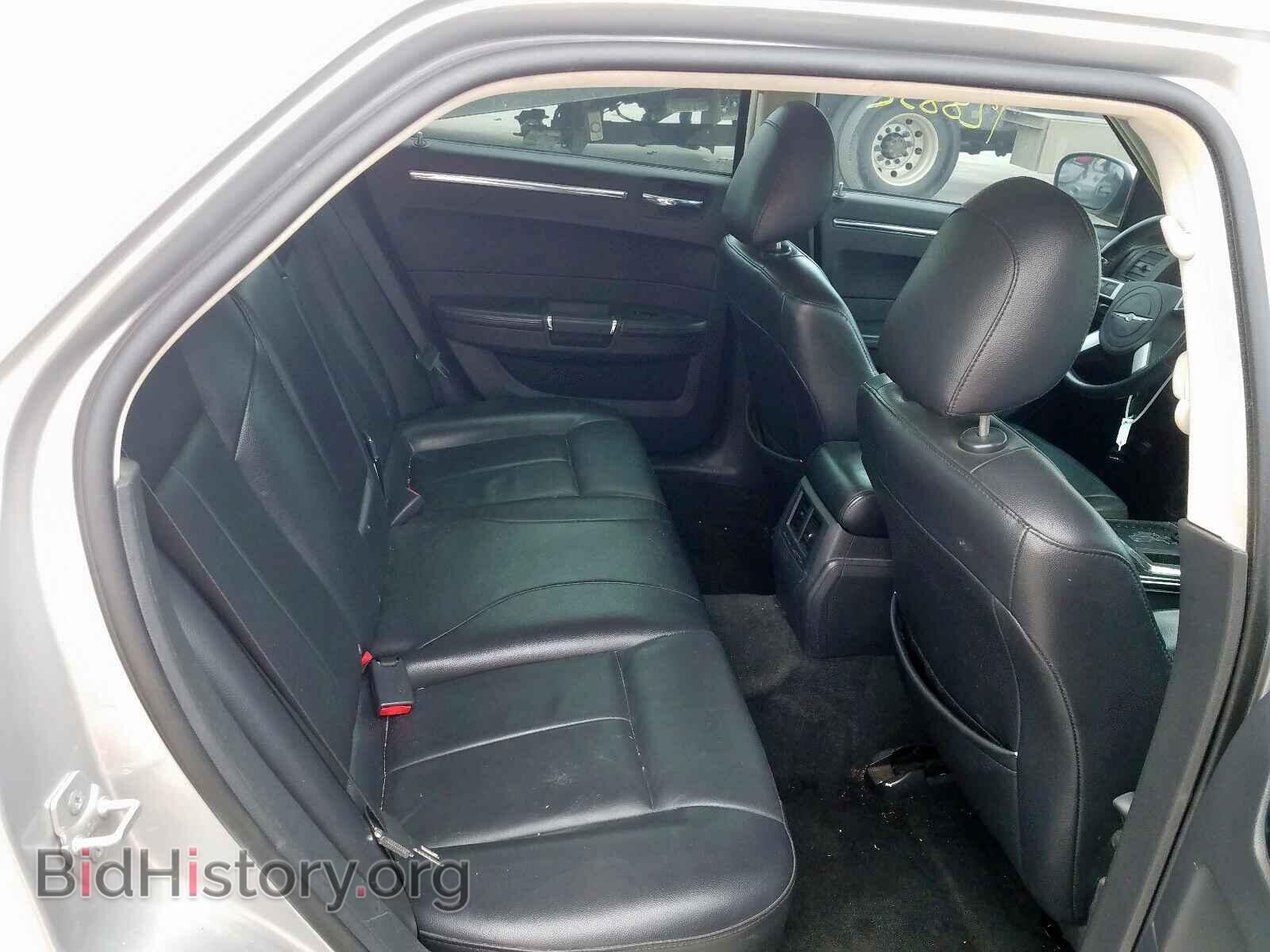 2010 CHRYSLER 300 - VIN: 2C3CA2CV4AH329749 - Фото 6