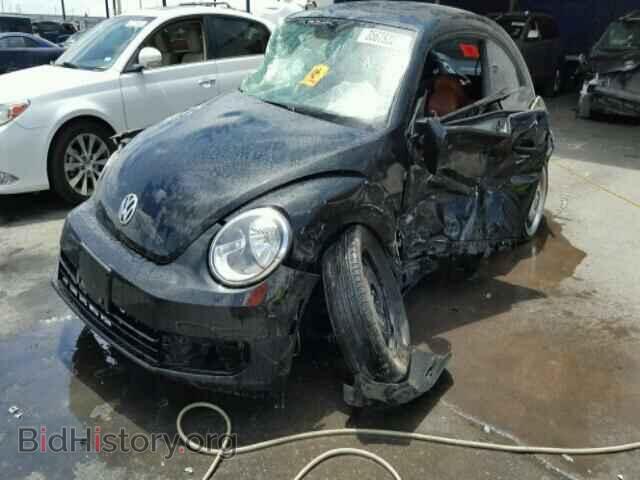 2015 VOLKSWAGEN BEETLE - VIN: 3VWF17AT1FM607830 - Фото 2