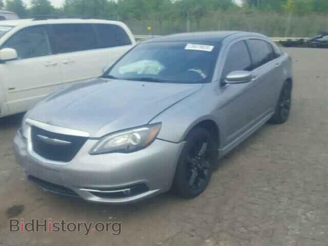 2013 CHRYSLER 200 - VIN: 1C3CCBCG2DN745435 - Фото 2