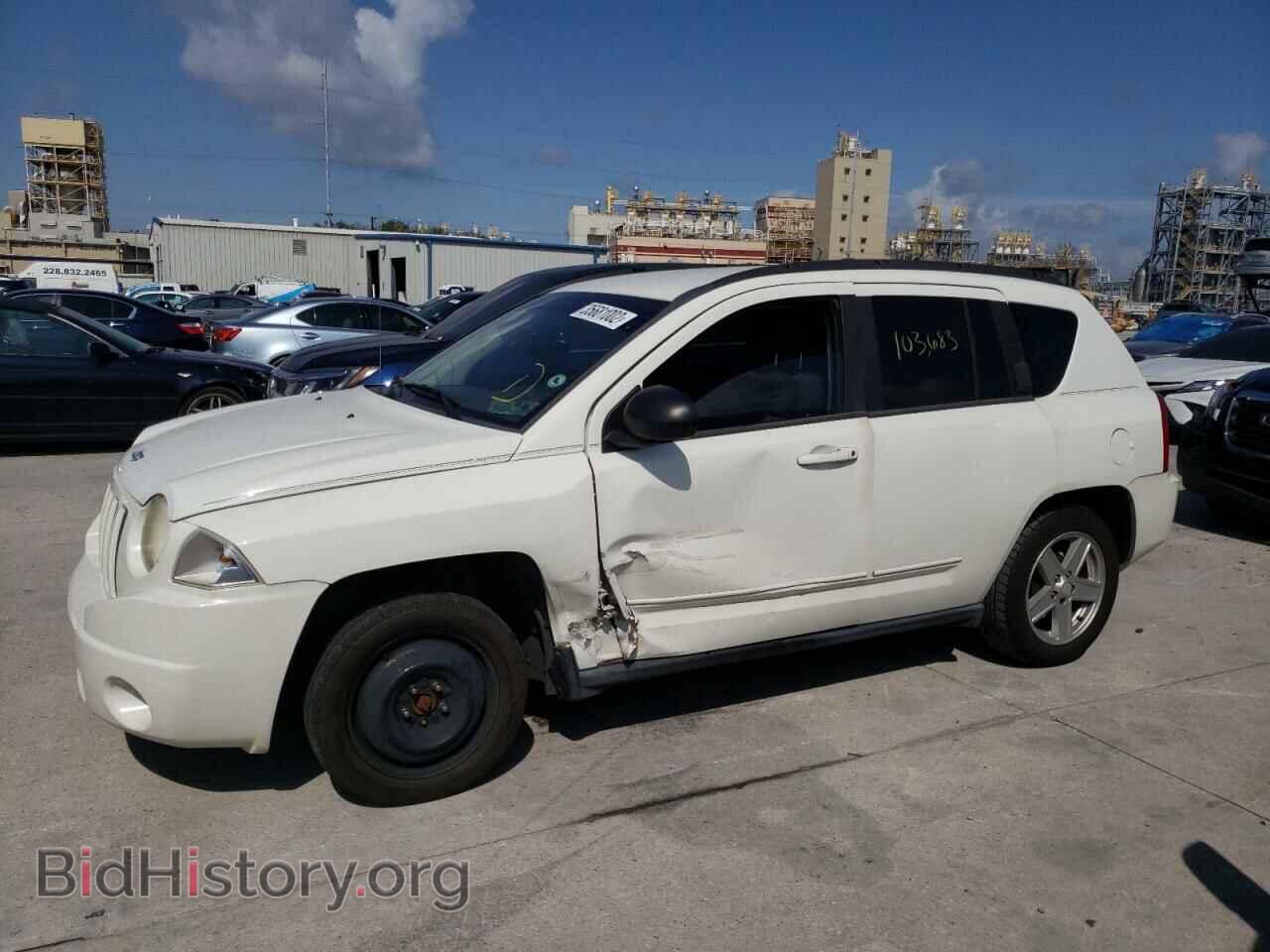 2010 JEEP COMPASS - VIN: 1J4NT4FA2AD506082 - Photo 9
