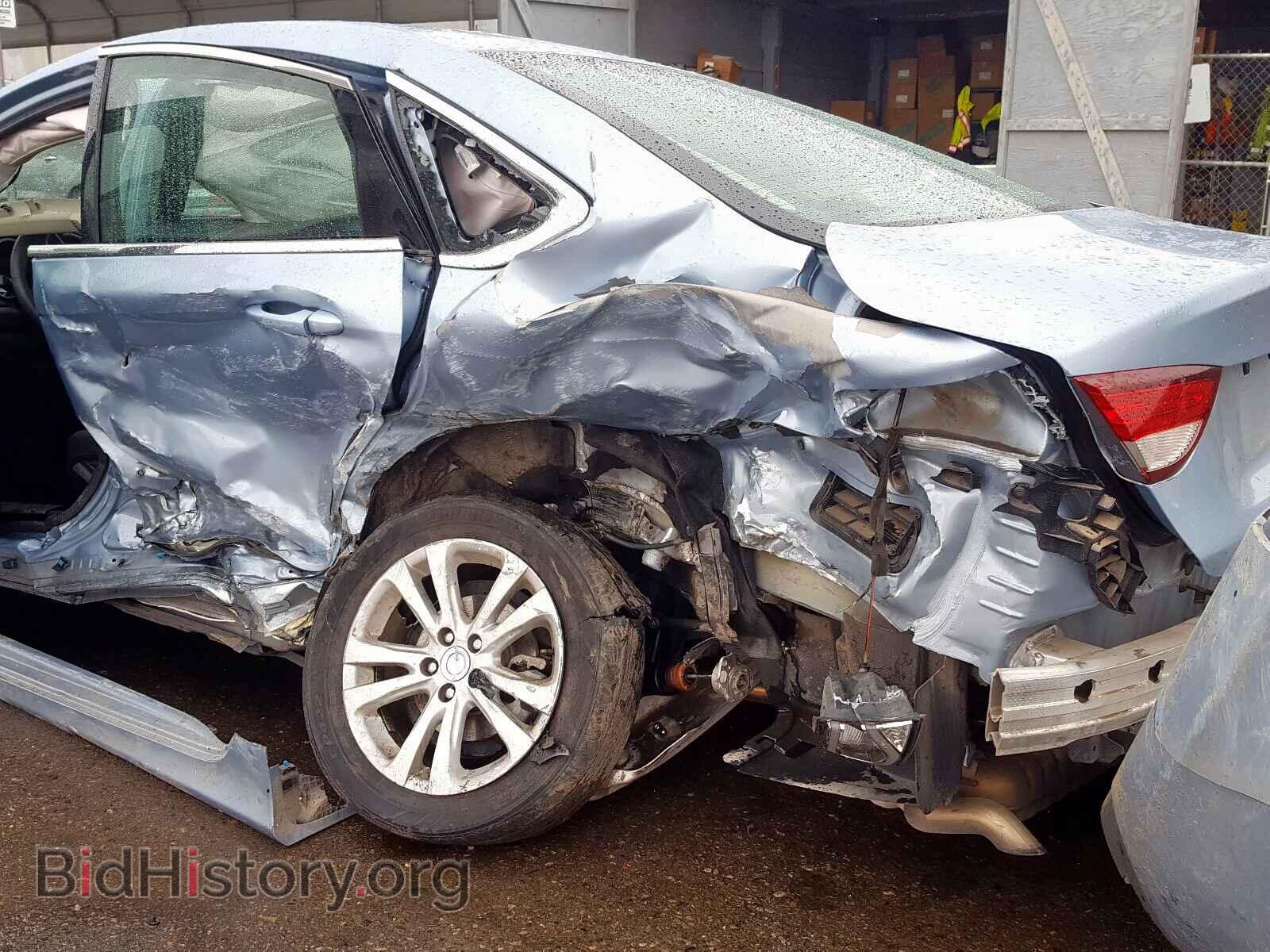 2015 CHRYSLER 200 - VIN: 1C3CCCAB0FN698292 - Photo 9