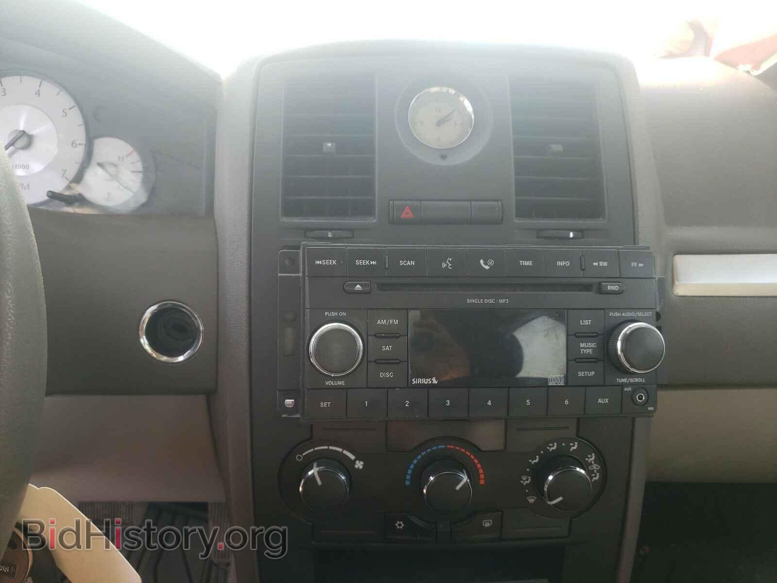 2008 CHRYSLER 300 - VIN: 2C3KA43R58H192003 - Фото 9