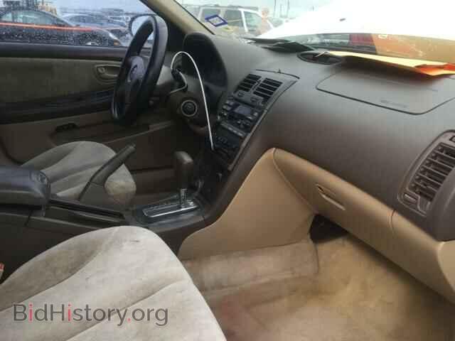 2000 NISSAN MAXIMA - VIN: JN1CA31D6YT769080 - Photo 5