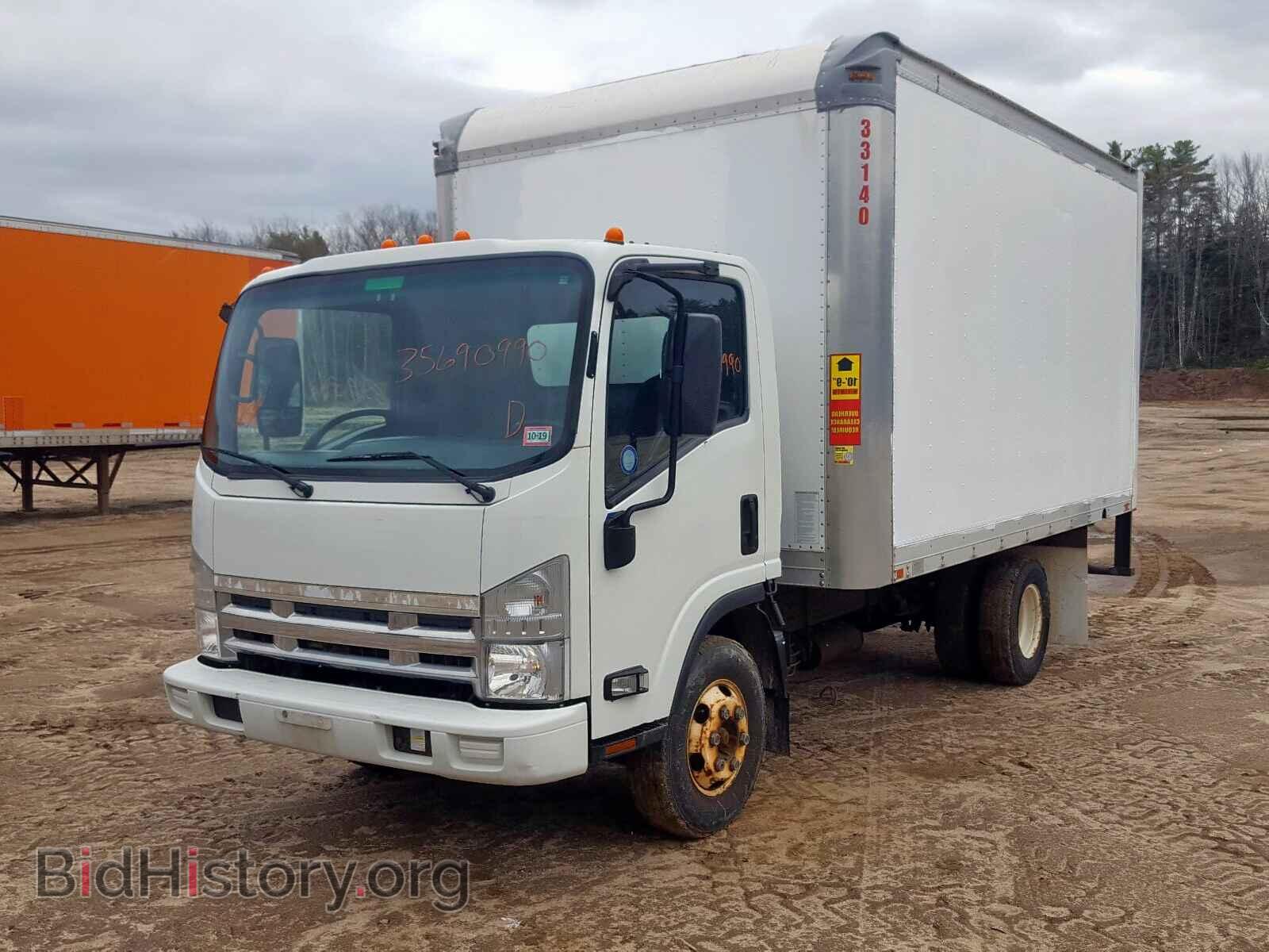 2013 ISUZU NPR - VIN: 54DB4W1B3DS803374 - Photo 2